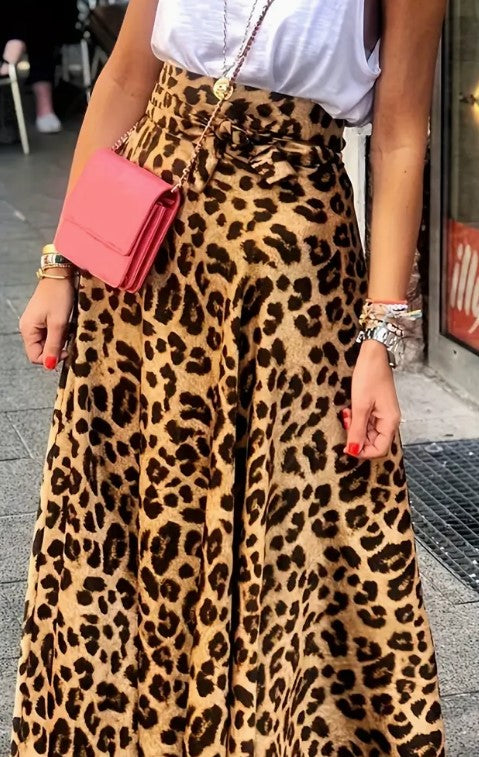 Women's Leopard Print High Rise Pleated Maxi w Belt